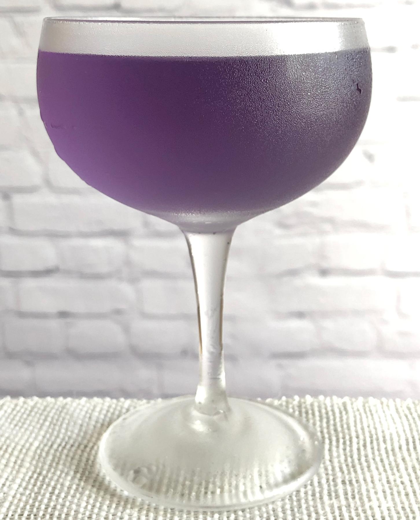 An example of the Yale Cocktail, the mixed drink (drink), by Eric Felten, Wall Street Journal, featuring Hayman’s London Dry Gin, Rothman & Winter Crème de Violette, Dolin Dry Vermouth de Chambéry, and Angostura bitters; photo by Lee Edwards