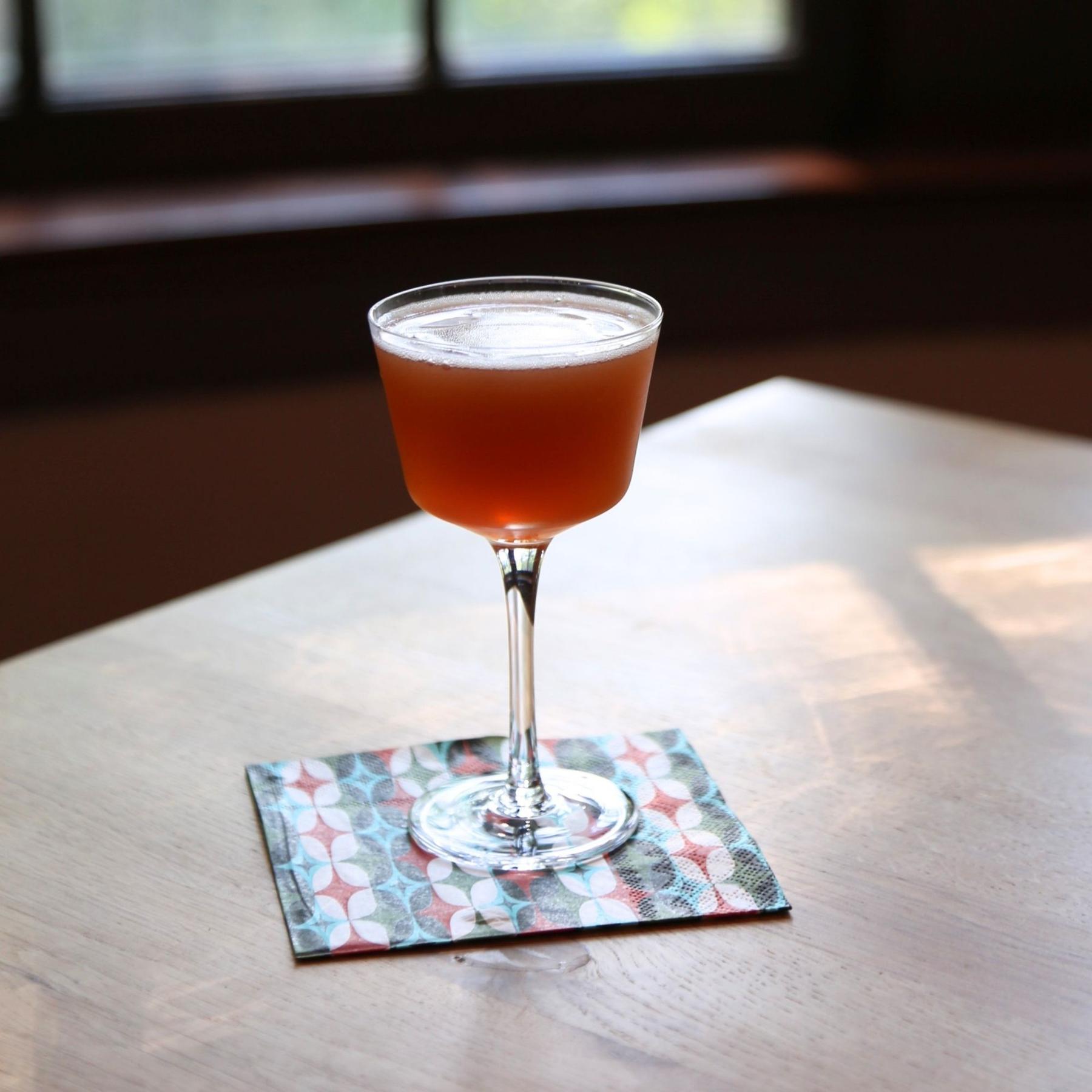 An example of the Post Modern, the mixed drink (drink), by Tom Richter, New York City, featuring scotch whisky, Hayman’s Sloe Gin, lemon juice, and honey syrup; photo by Megan Heinowski